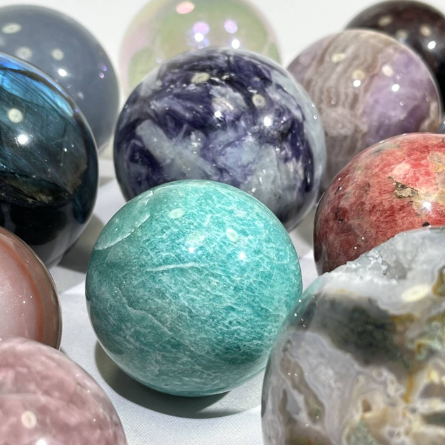 Differnet Style High Quality Spheres