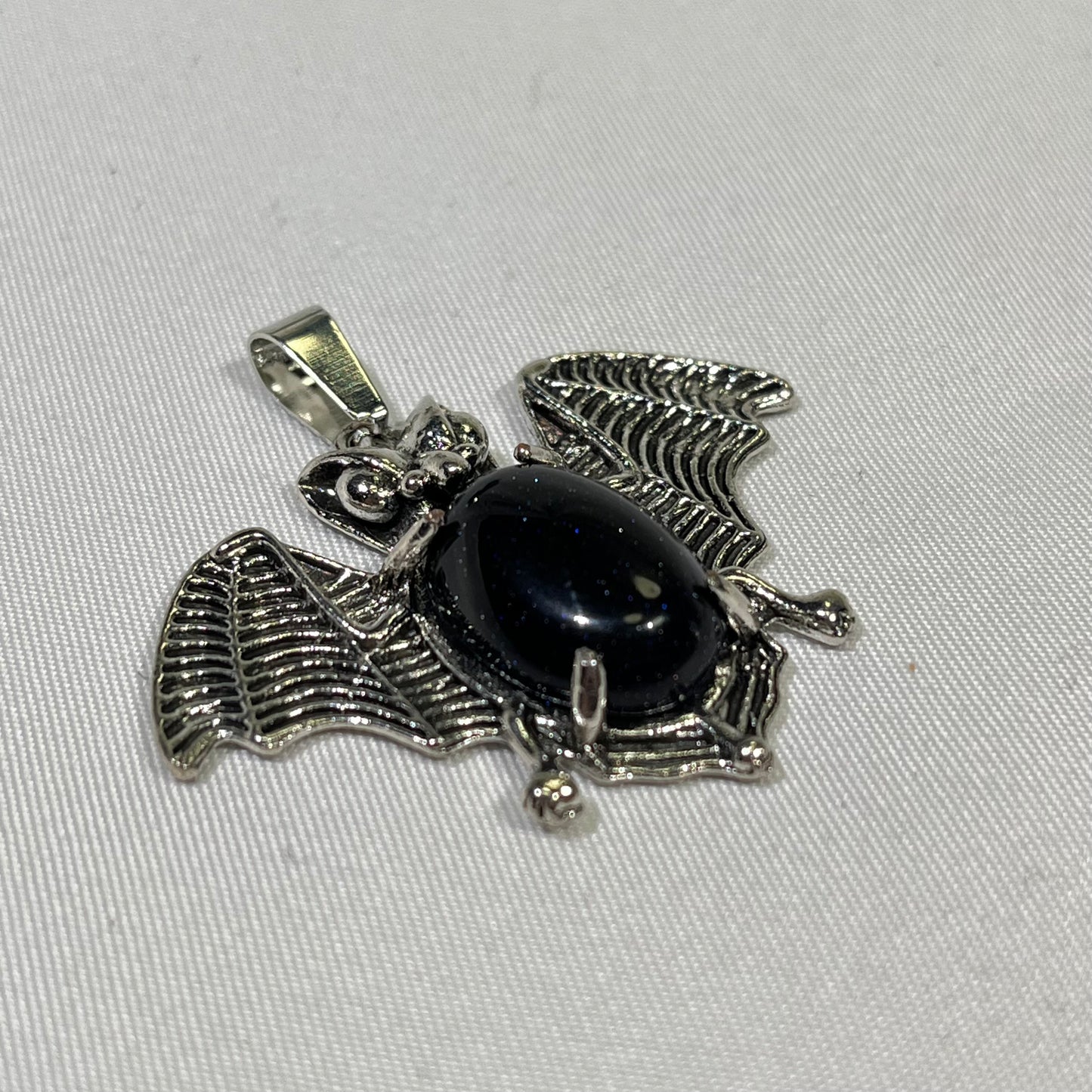 11 Types 1.2' Bat Pendant