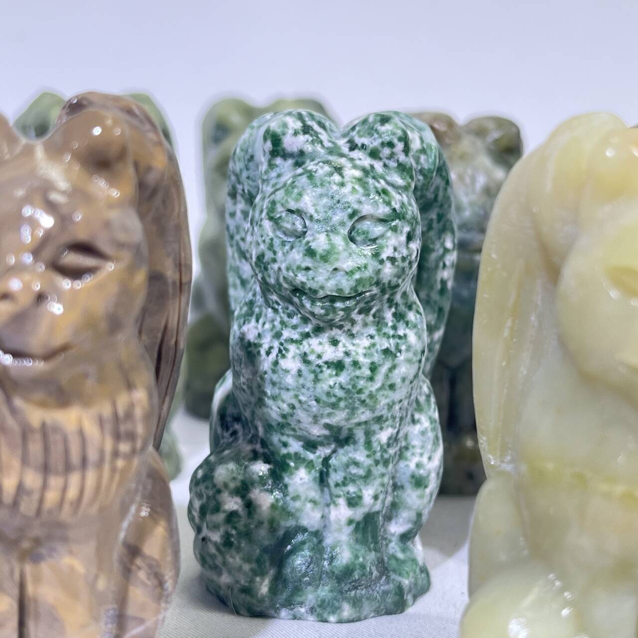 Differnet Material Angel Cat Carving