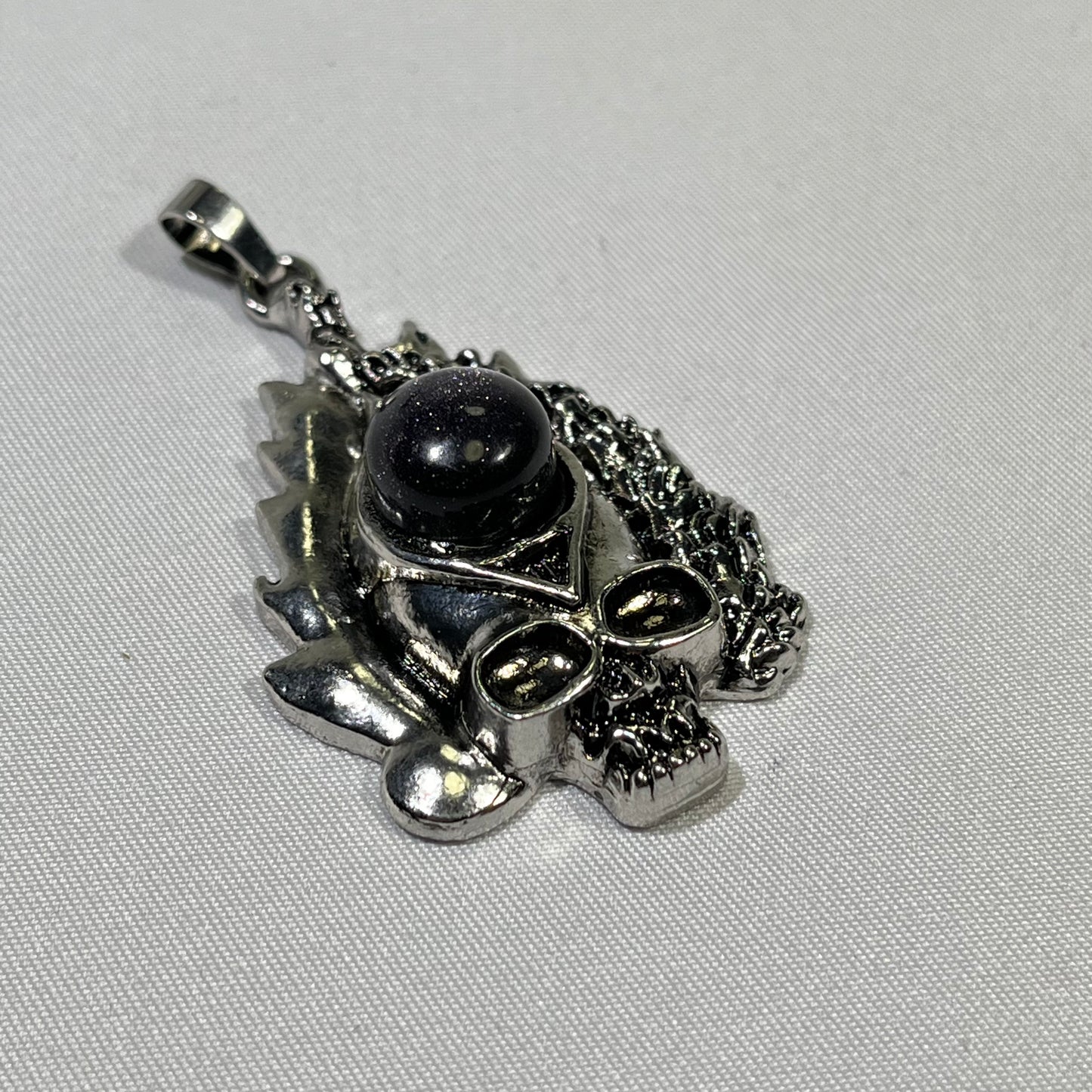 10 Types 2.1' Skull Pendant