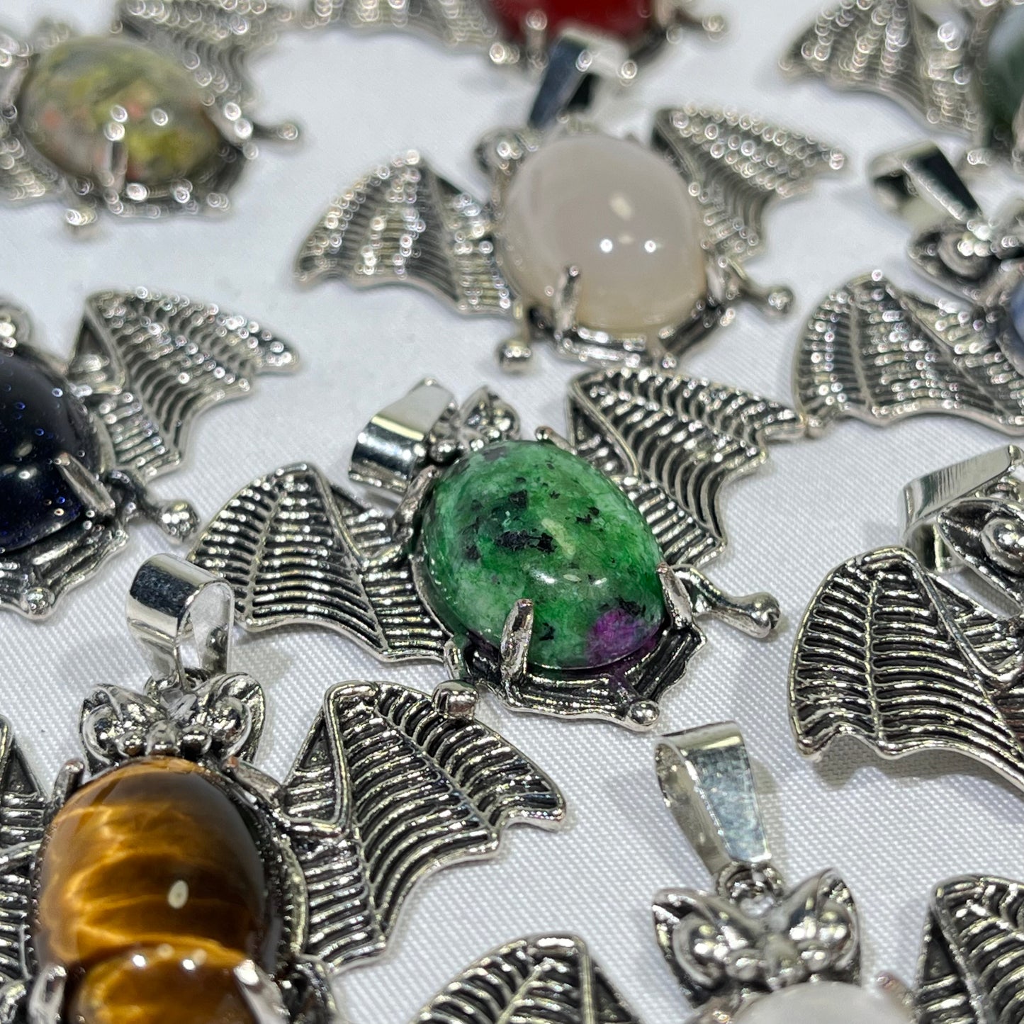 11 Types 1.2' Bat Pendant