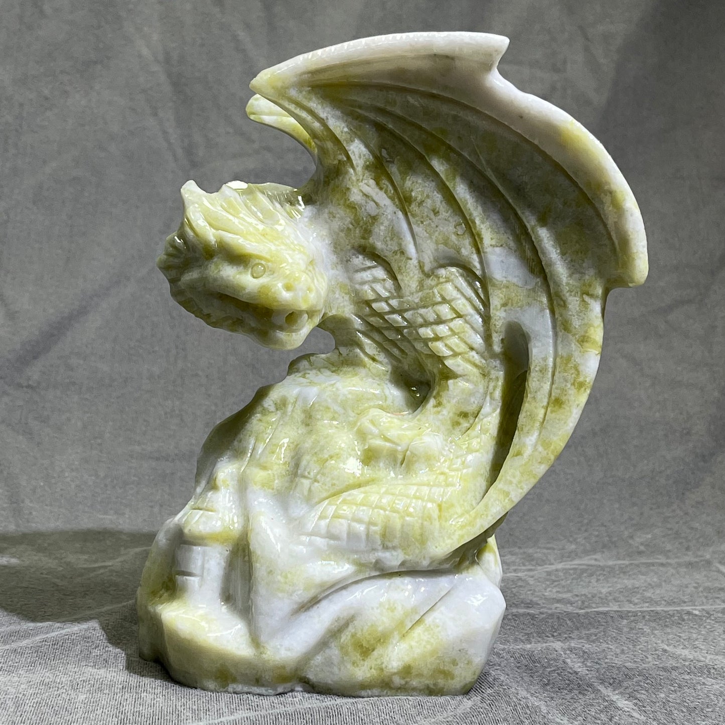 Jade Fly Dragon Carving