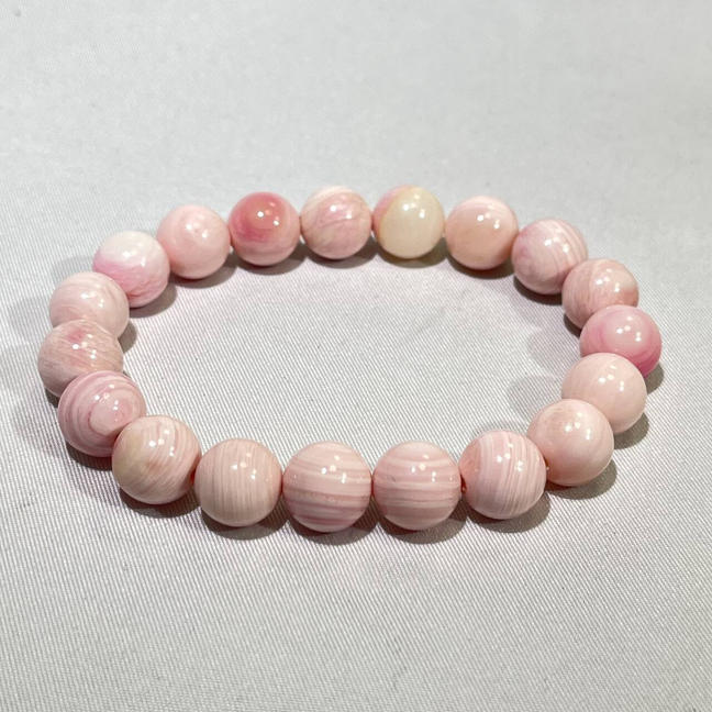 Differnet Style Shell Pearl Bracelet