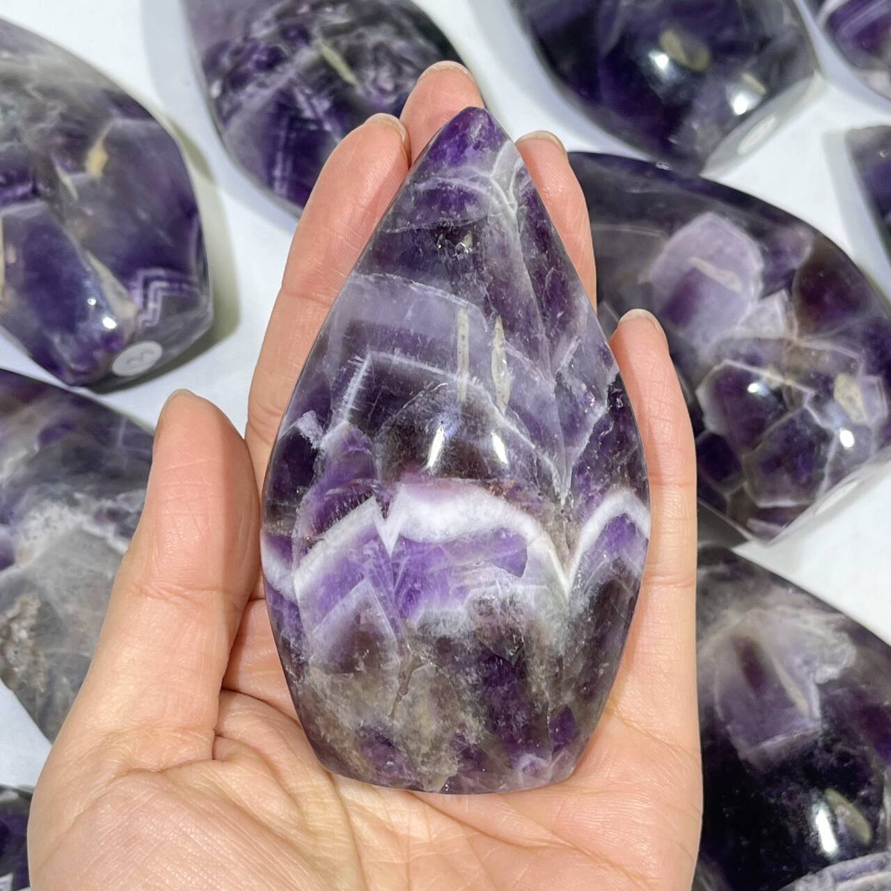 3‘ Dream Amethyst Ornament