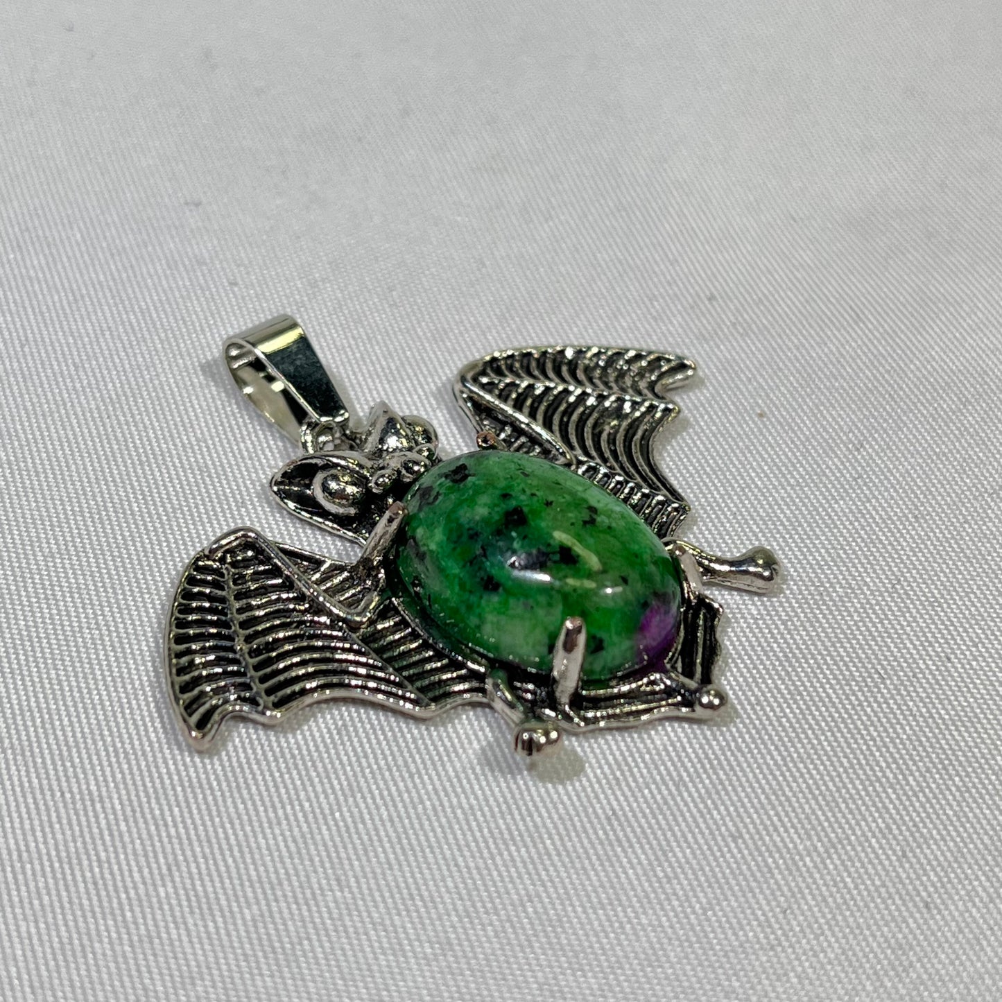 11 Types 1.2' Bat Pendant