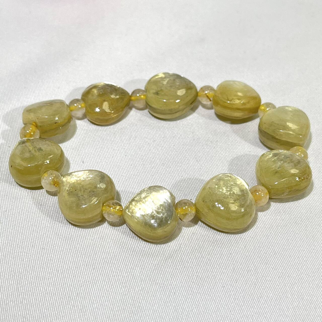 Gold Mica Heart Bracelet