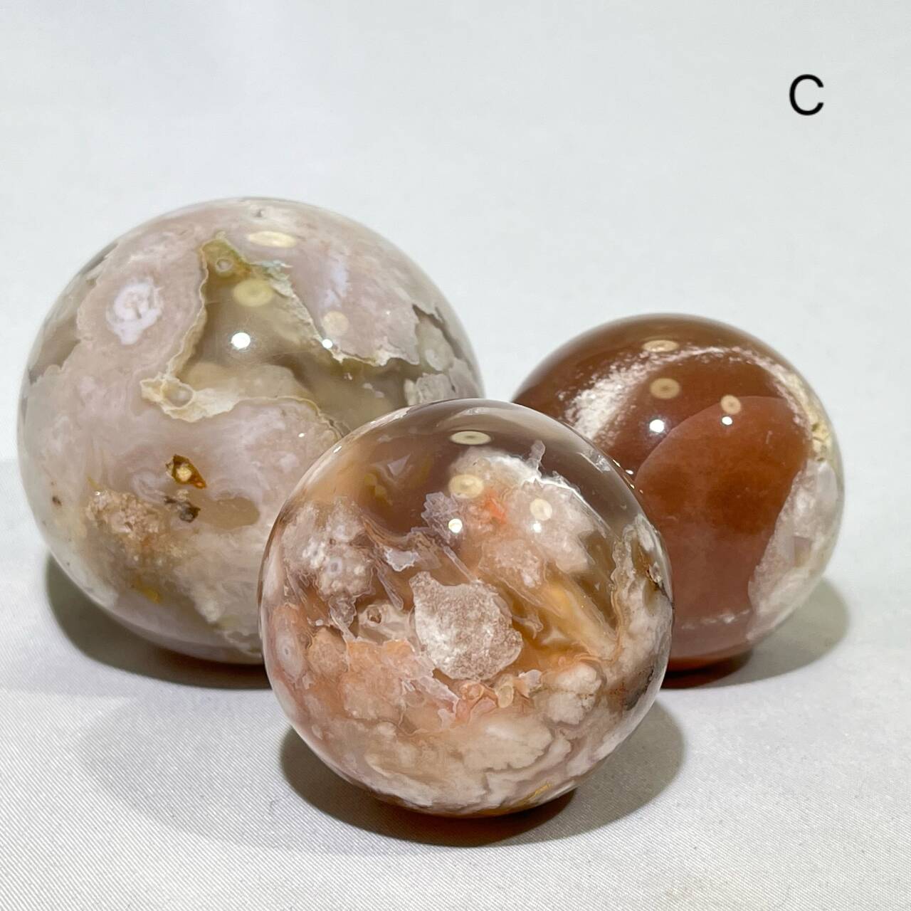 2.5 ' Flower Agate Sphere Sakura Agate Ball