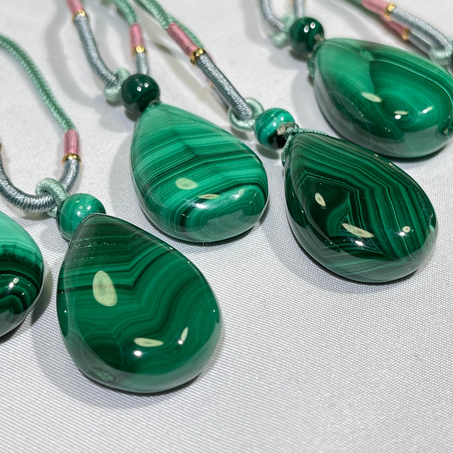 1.2'Malachite Tear Drop Necklace