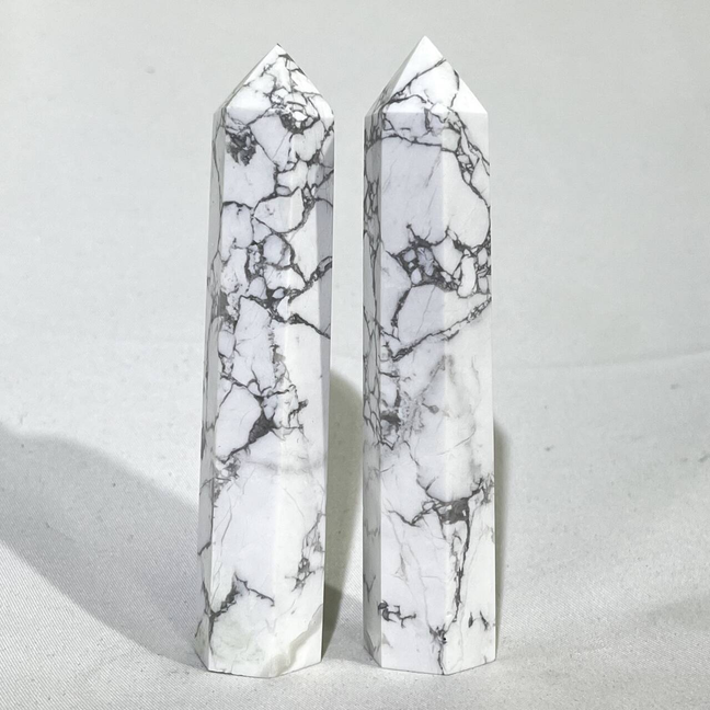 3.7-3.9'  Howlite  Point
