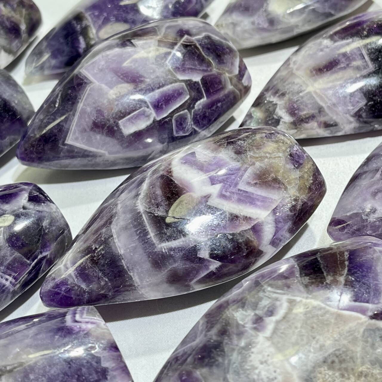 3‘ Dream Amethyst Ornament
