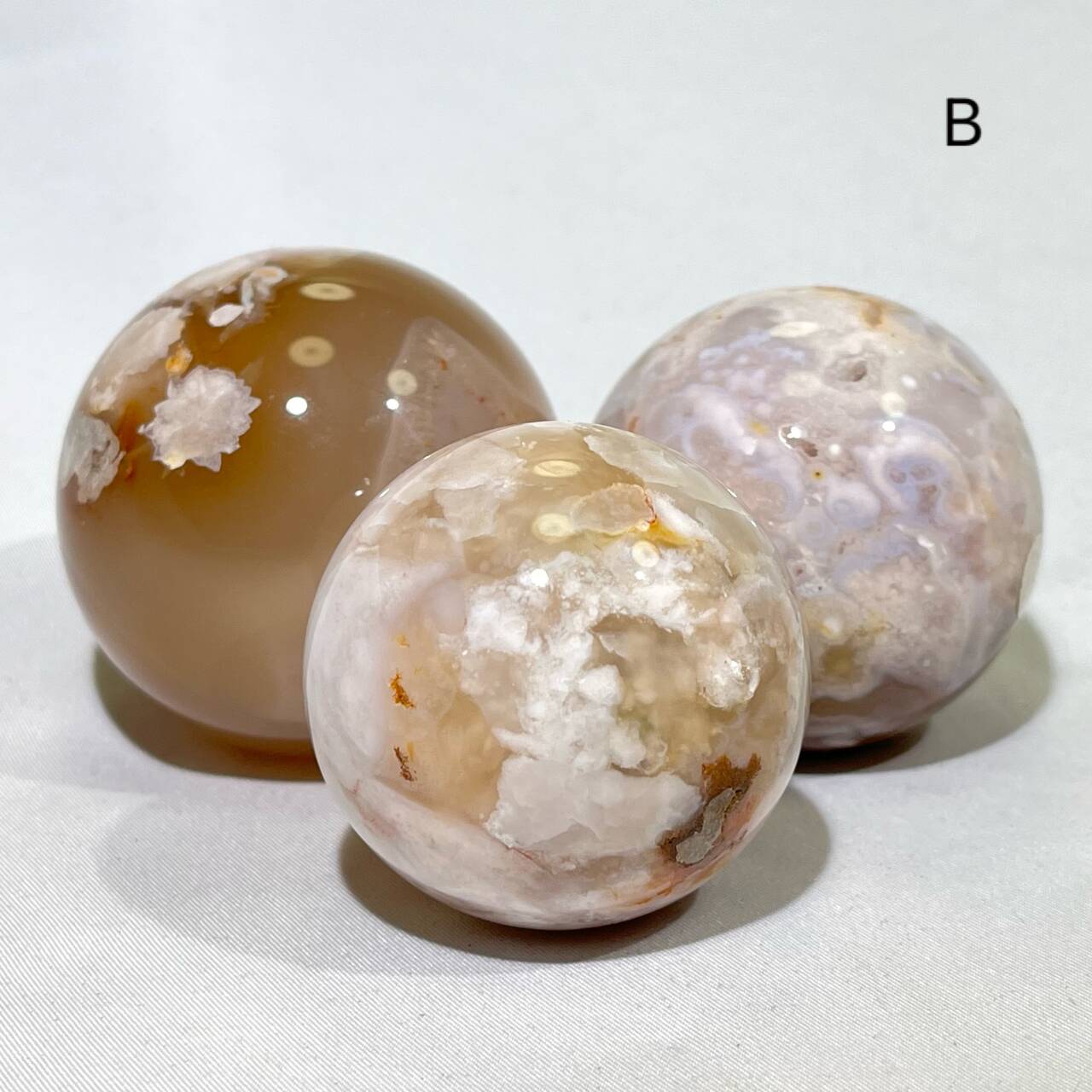 2.5 ' Flower Agate Sphere Sakura Agate Ball