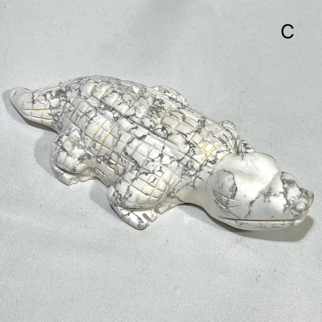 5-8' Howlite Crocodile Carving