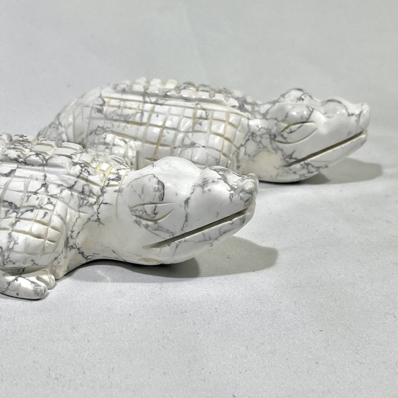 5-8' Howlite Crocodile Carving