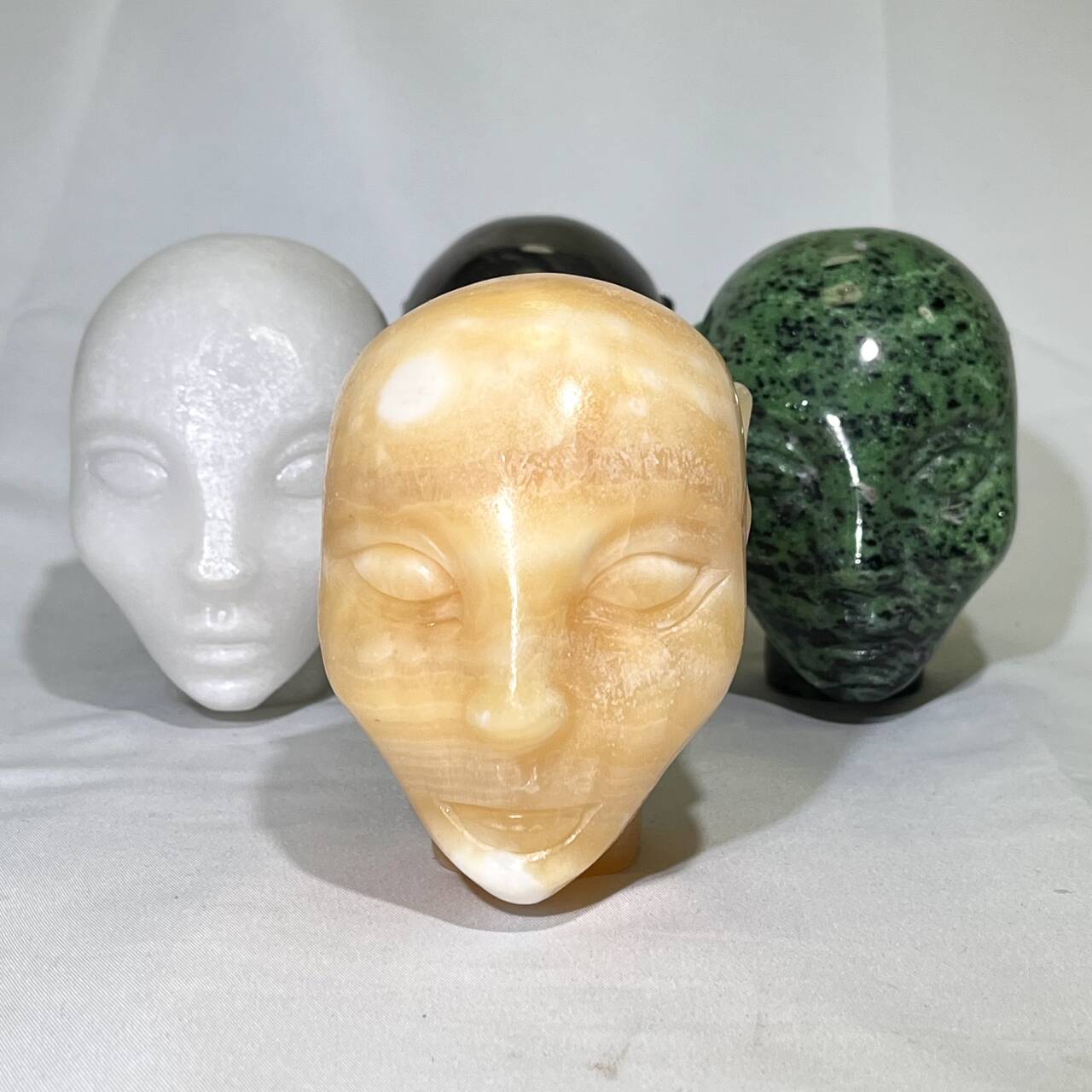 4 Types Alien Skull Carving Crystal Wholesale