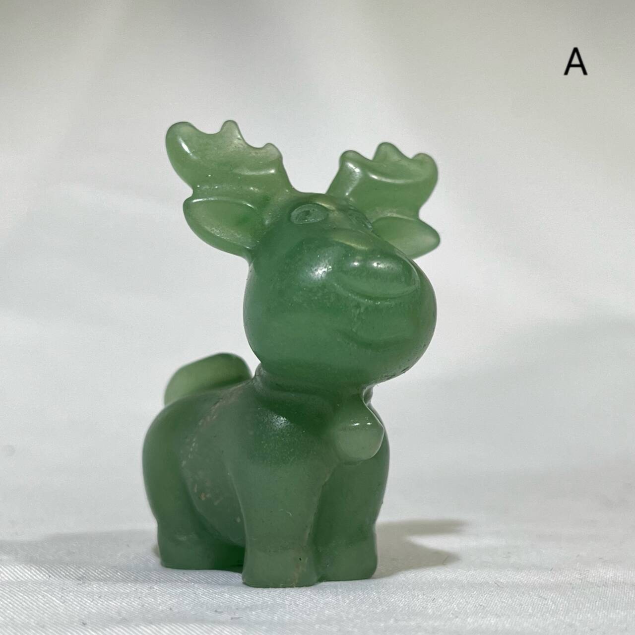1.5' Reindeer Carving Wholesale Crystal Christmas