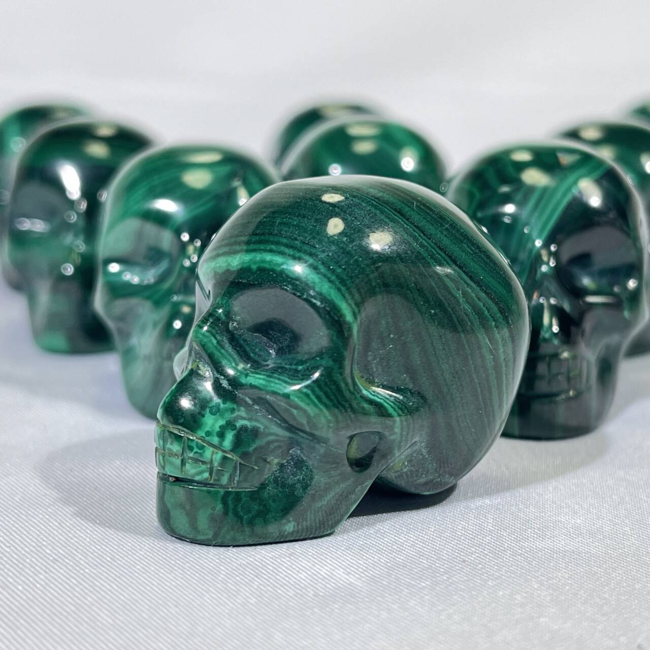 35mm Mini Malachite Skull Carving