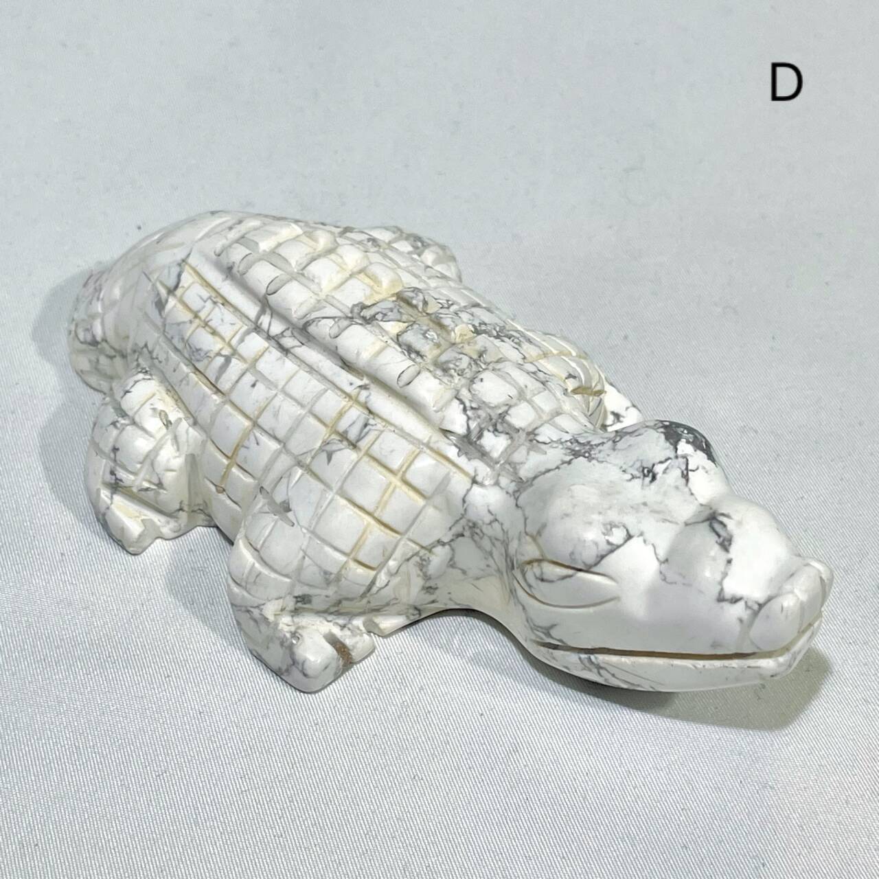 5-8' Howlite Crocodile Carving