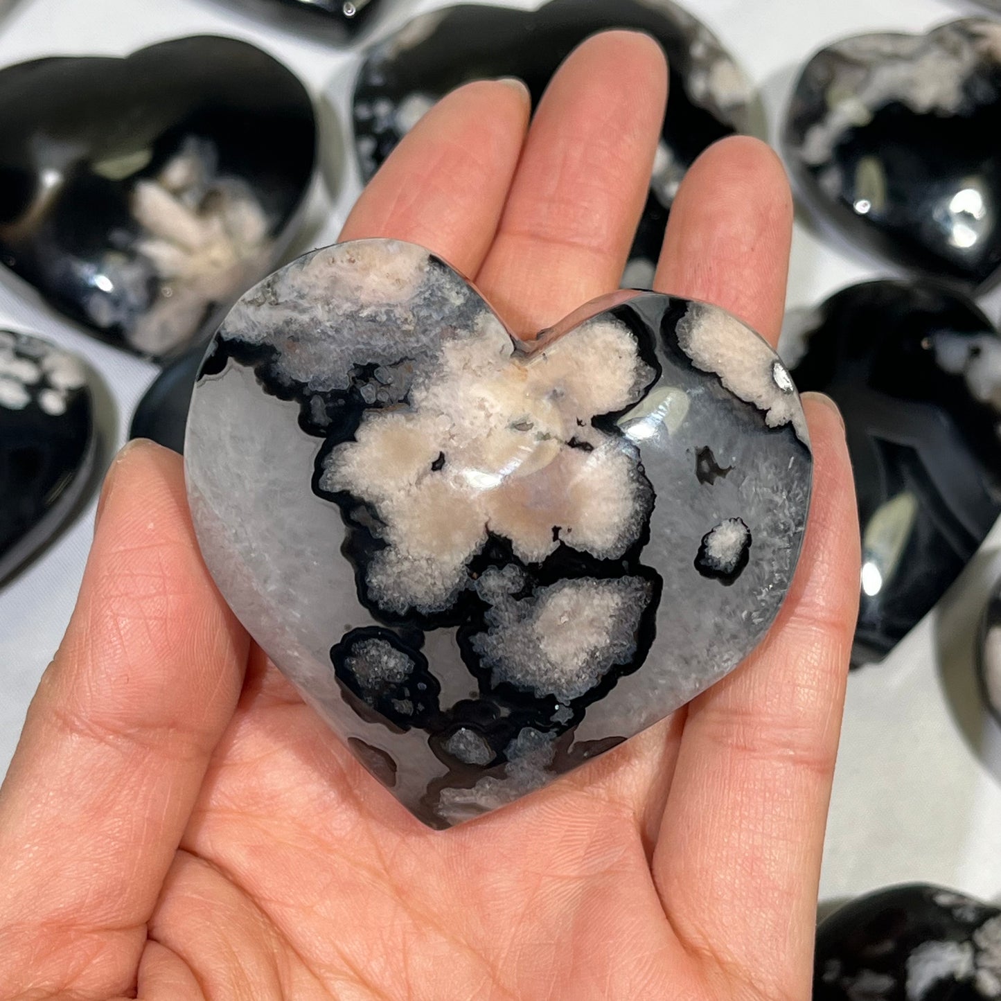 Black Sakura Agate Heart Carving Wholesale Crystal