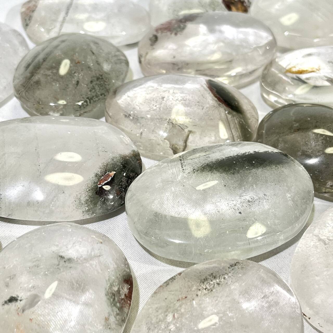Garden Quartz Palm