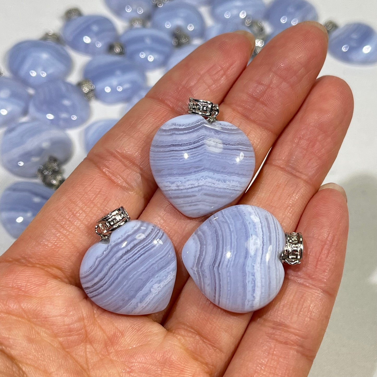 0.8' Blue Lace Agate Heart Pendant