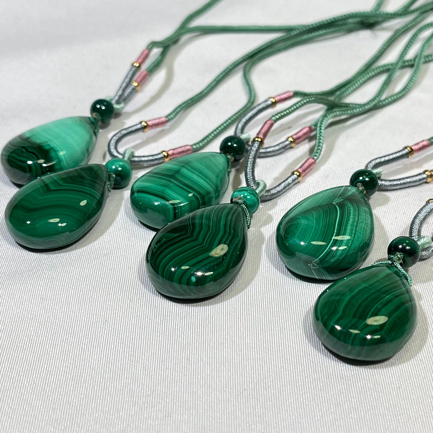1.2'Malachite Tear Drop Necklace