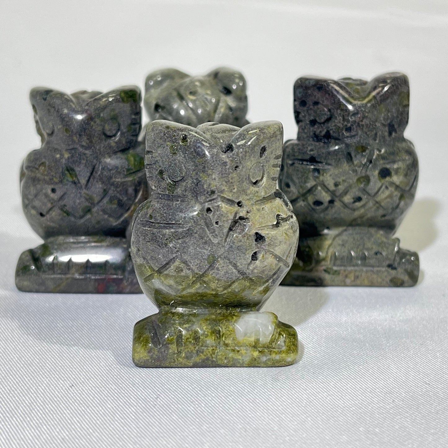 9 Types 1.5' Owl Carving Crystal Wholesale