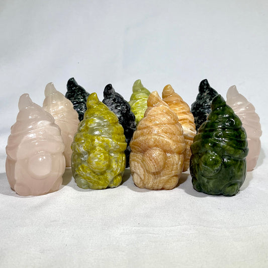 Jade、Calcite、Tourmaline Gnome Carving Wholesale Crystal