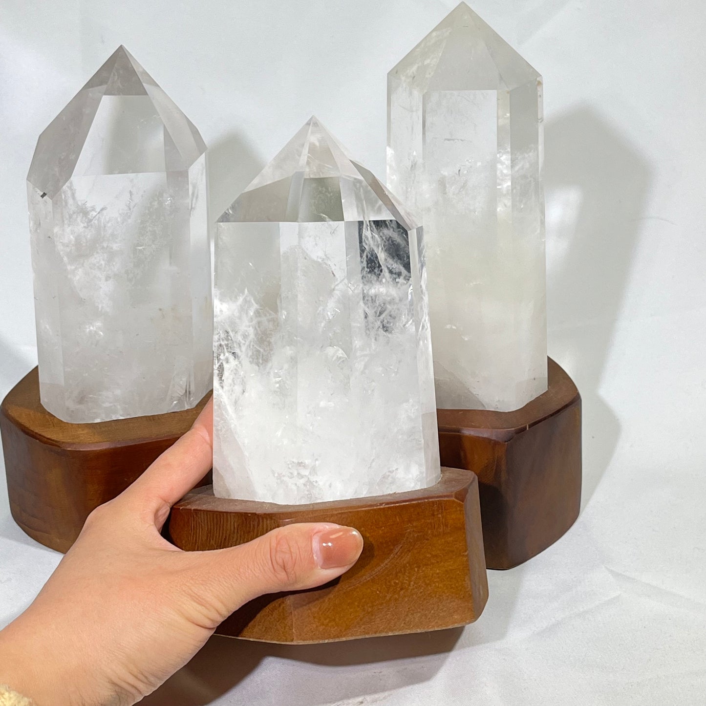 7-9' Clear Quartz Tower With Stand,Quartz Point