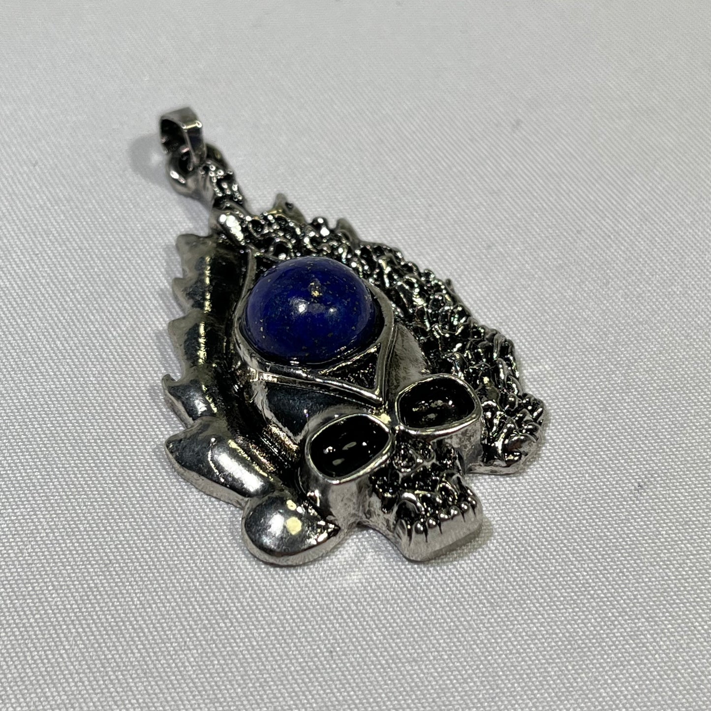 10 Types 2.1' Skull Pendant
