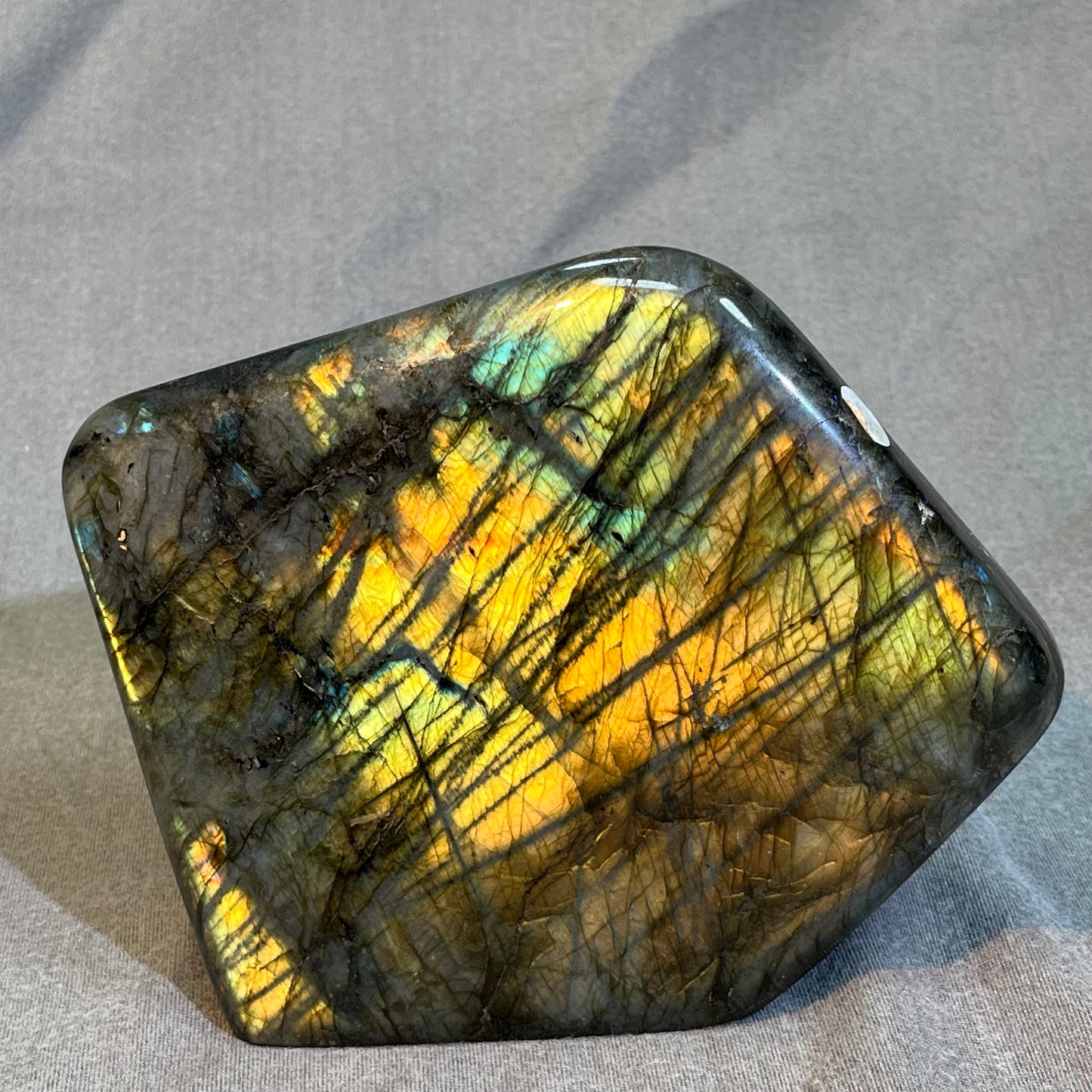 2.7KG Labradorite Freefrom