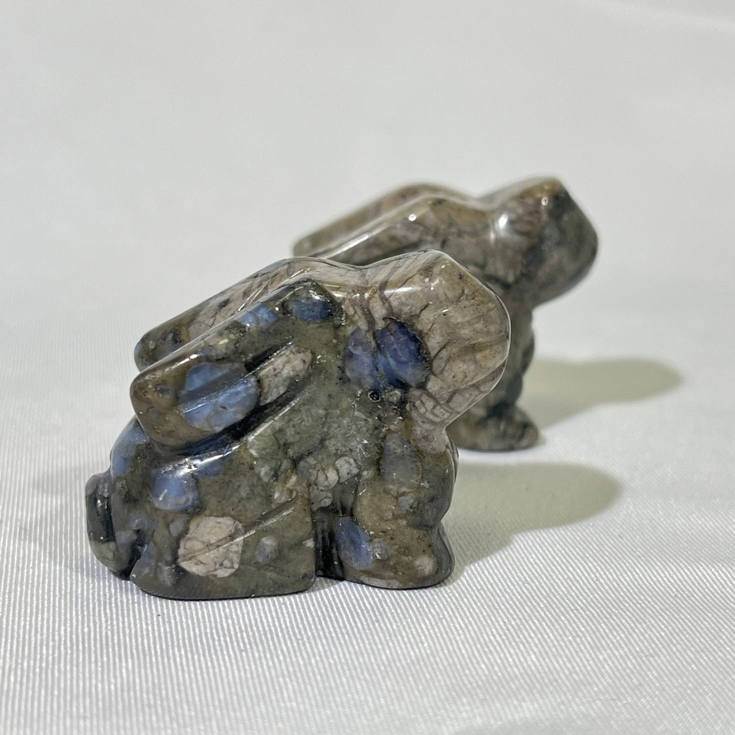 19 Types 1.5' Rabbit Crystal Carving