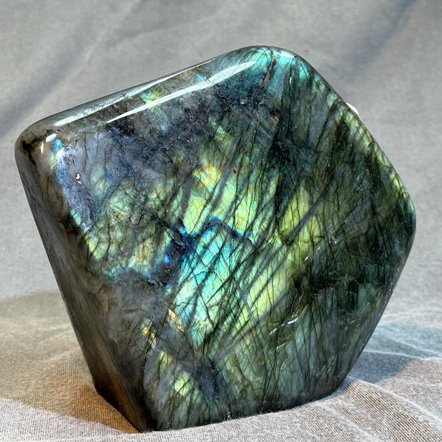 2.7KG Labradorite Freefrom