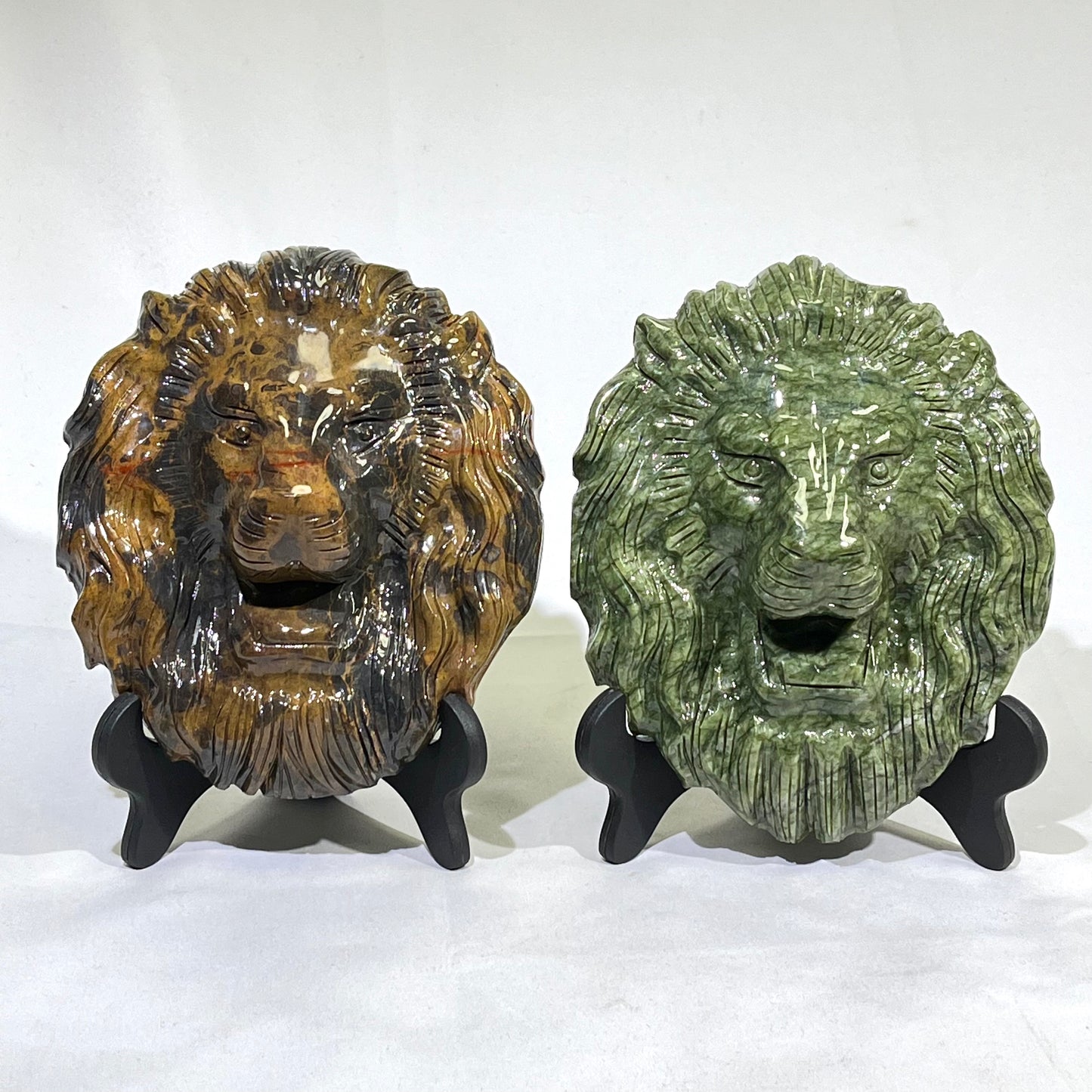 Lion Head Goldline and Jade Carving