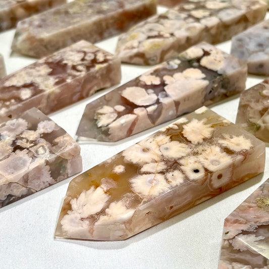 Flower/Sakura Agate Tower Wholesale Point