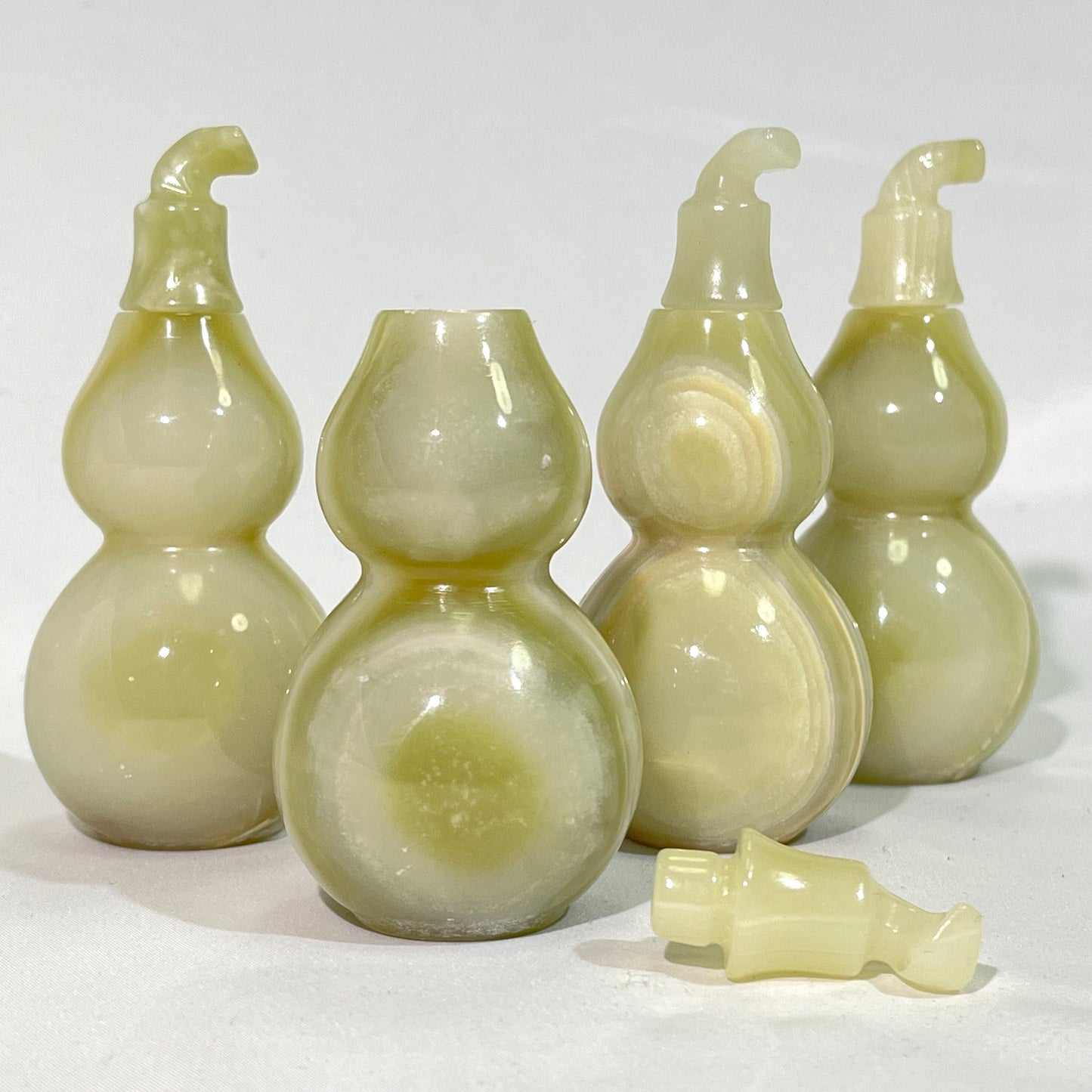 Jade Hulu Carving