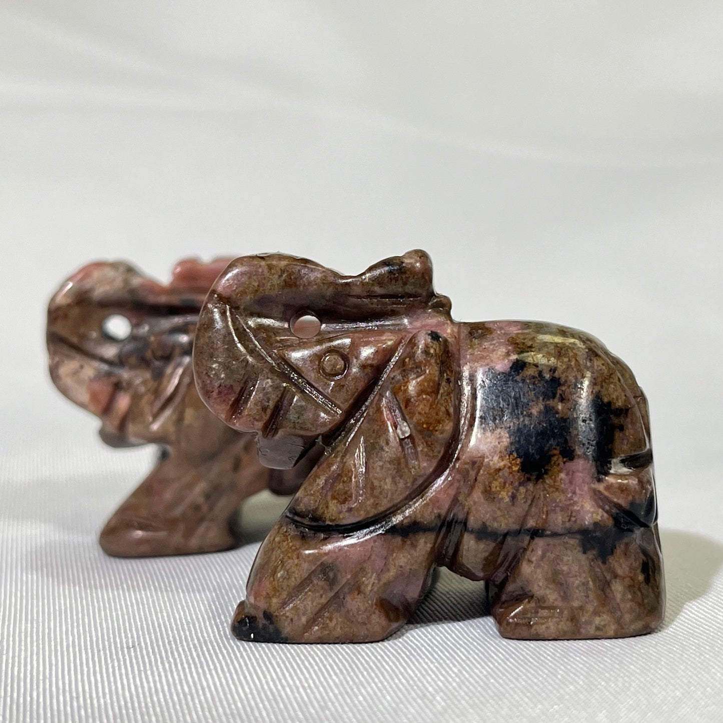 8 Types 1.5' Elephant Crystal Carving Wholesale